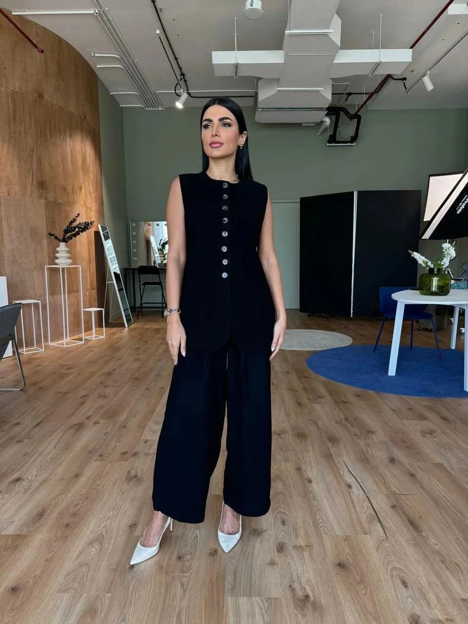 Vest Crepe With Buttons