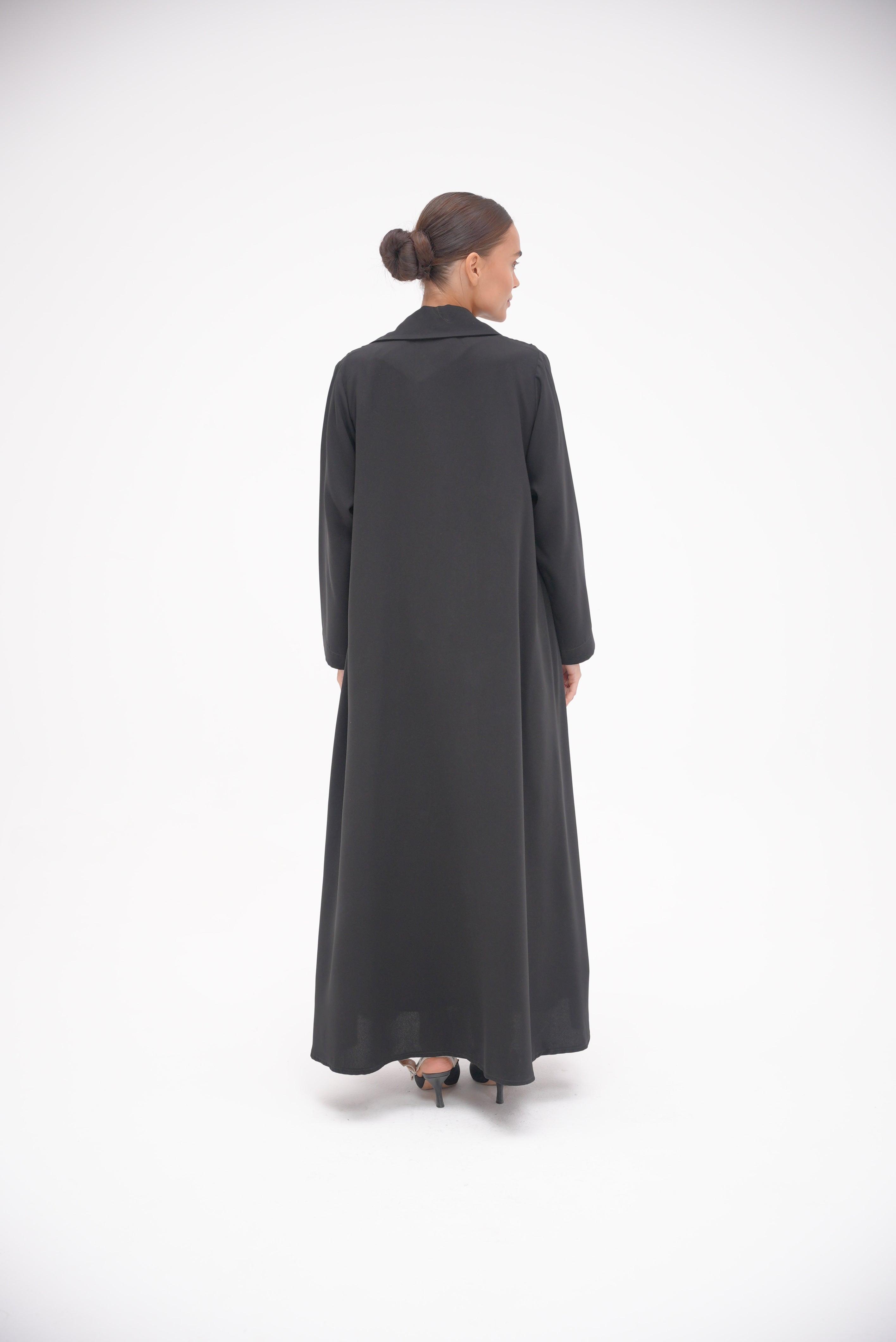 Linya Black