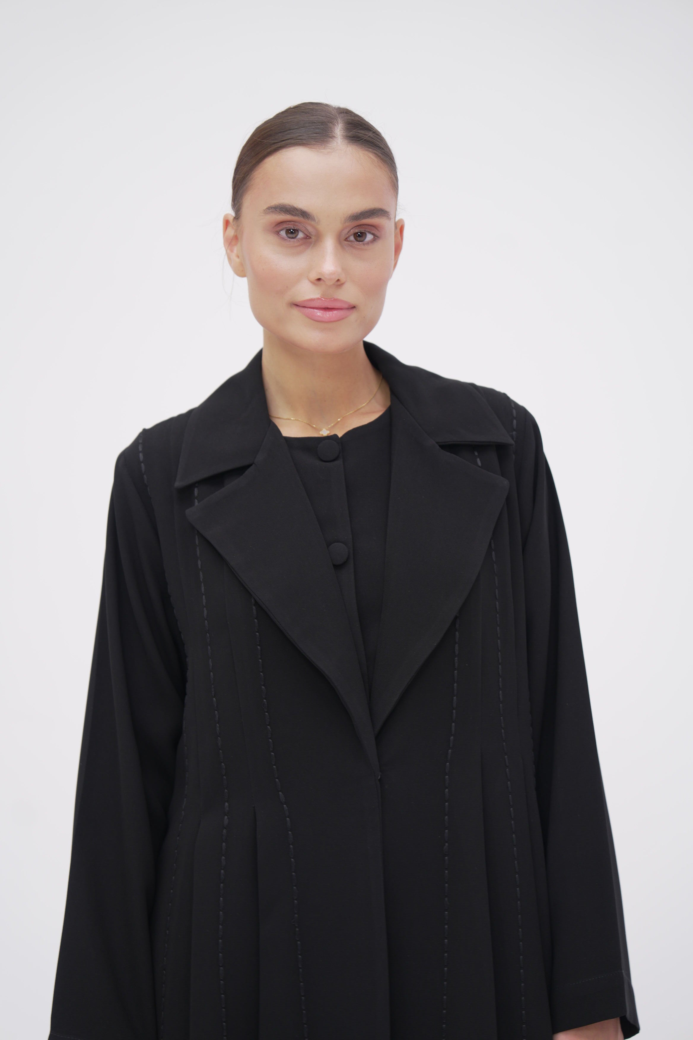 Linya Black