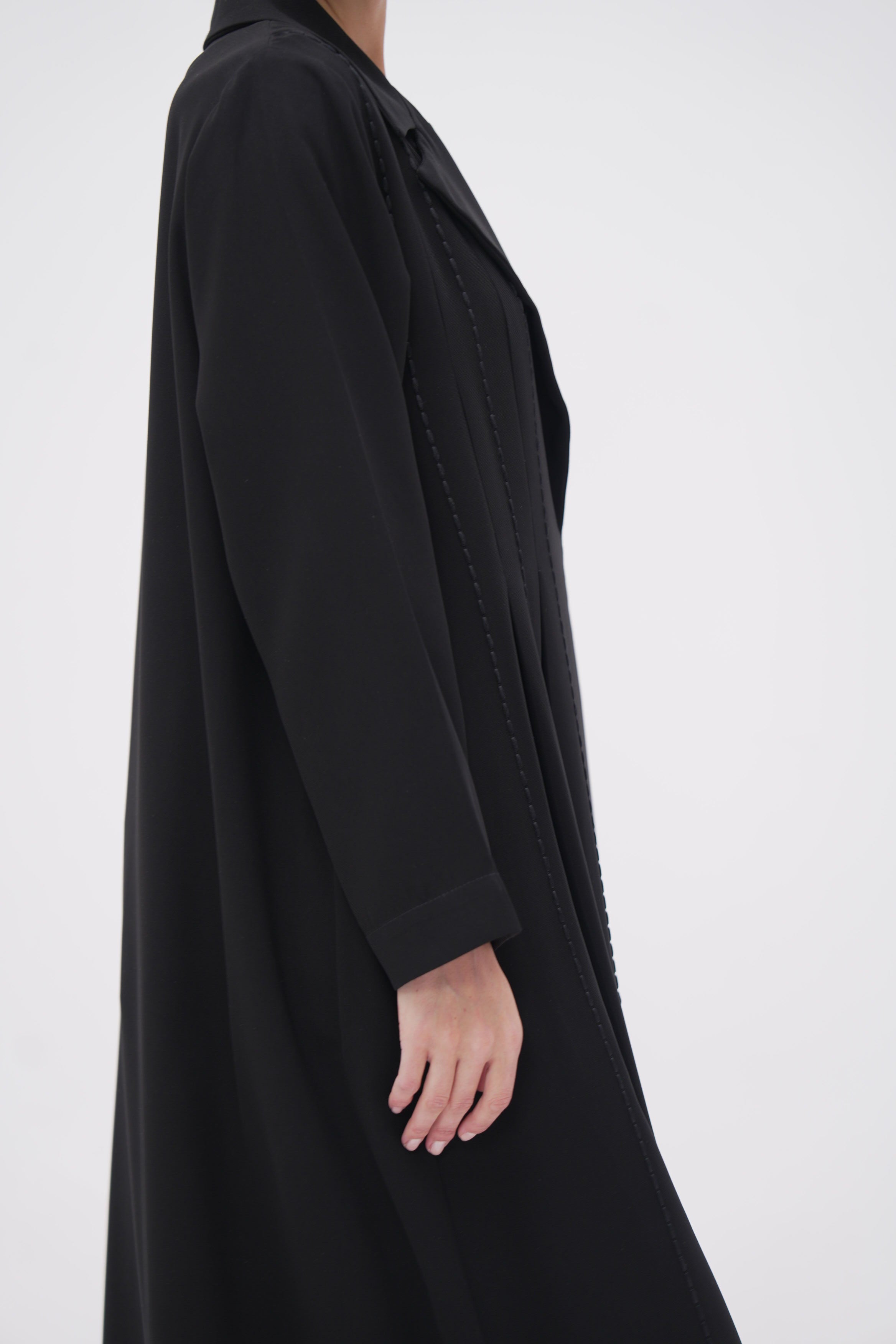 Linya Black