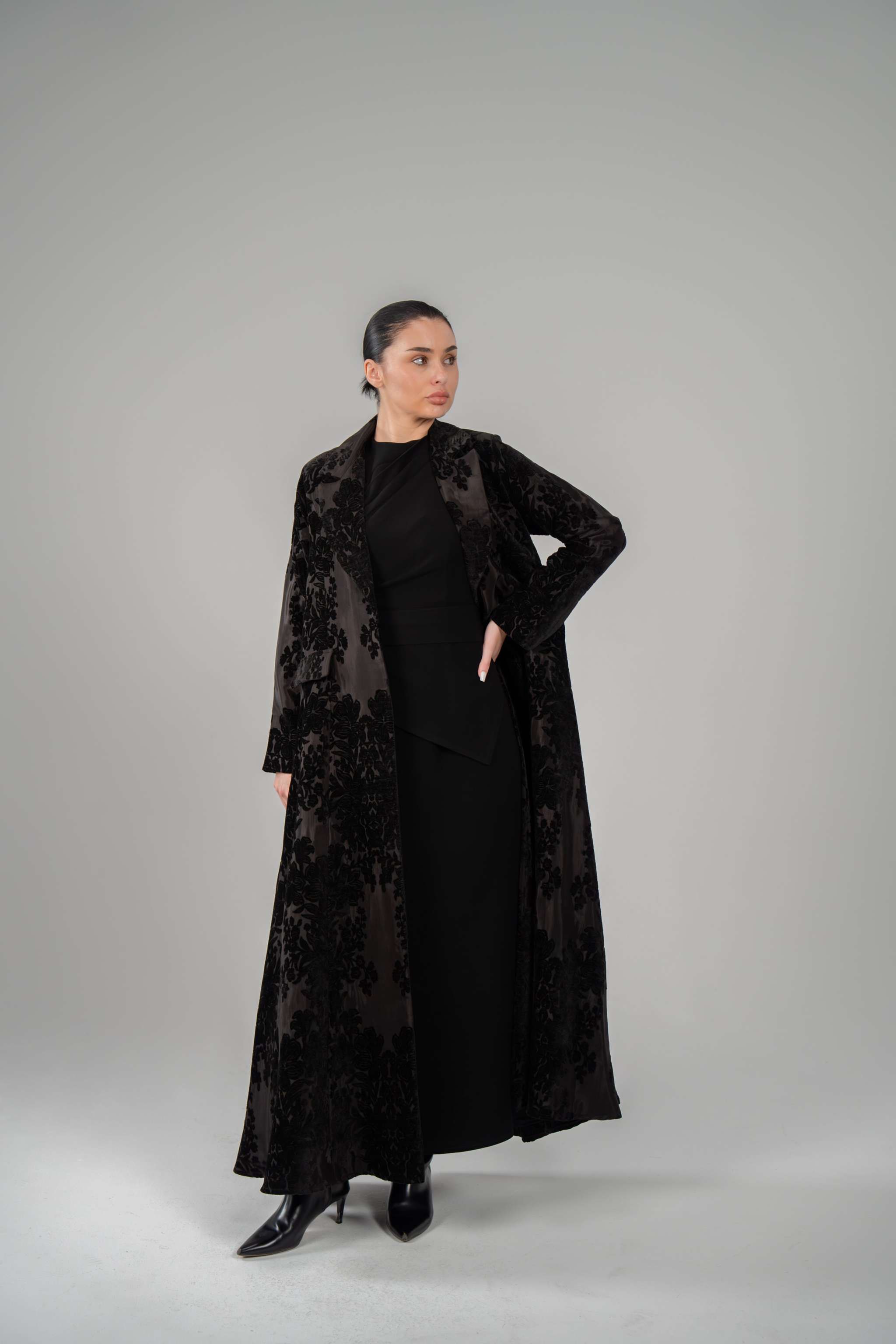 جاكوار أسود