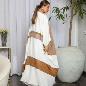 Flowy abaya with soft washed crepe fabric and subtle brown lines for casual wear