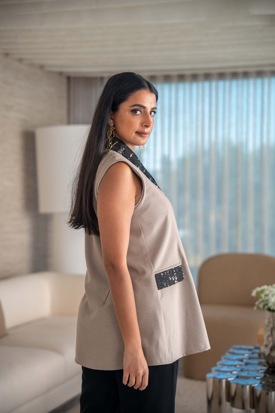 Jacquard Vest With Crepe