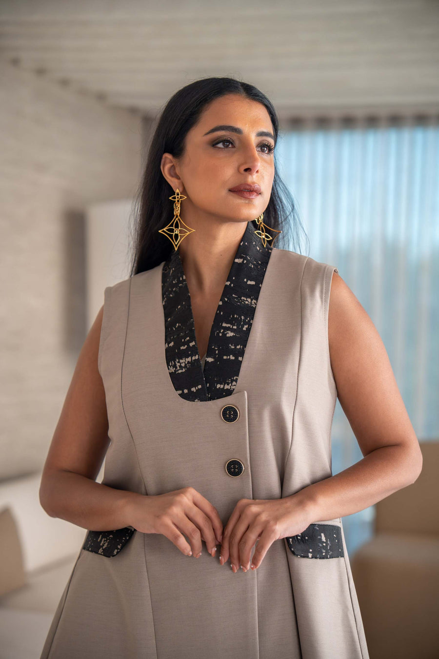 Jacquard Vest With Crepe