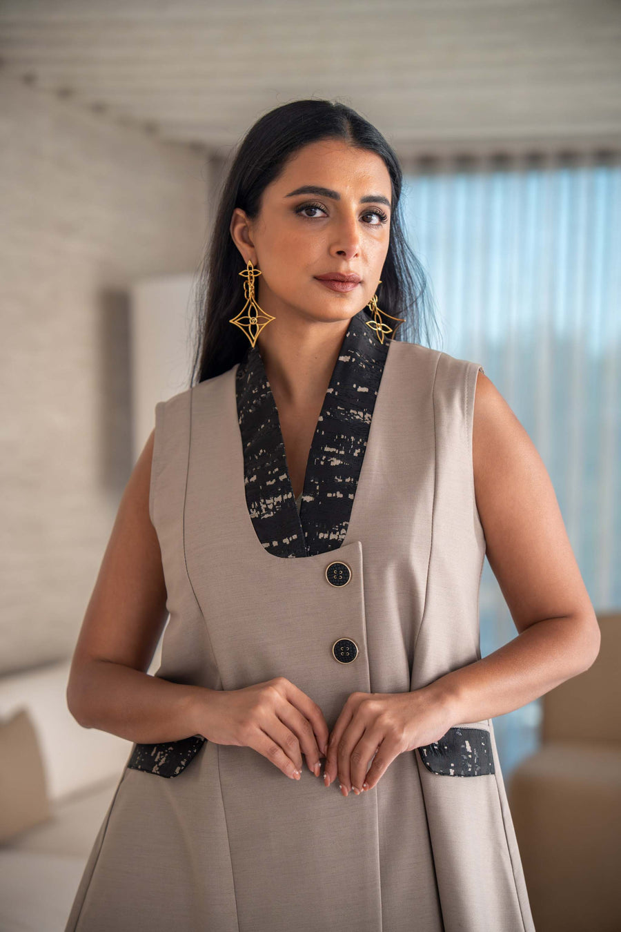 Jacquard Vest With Crepe
