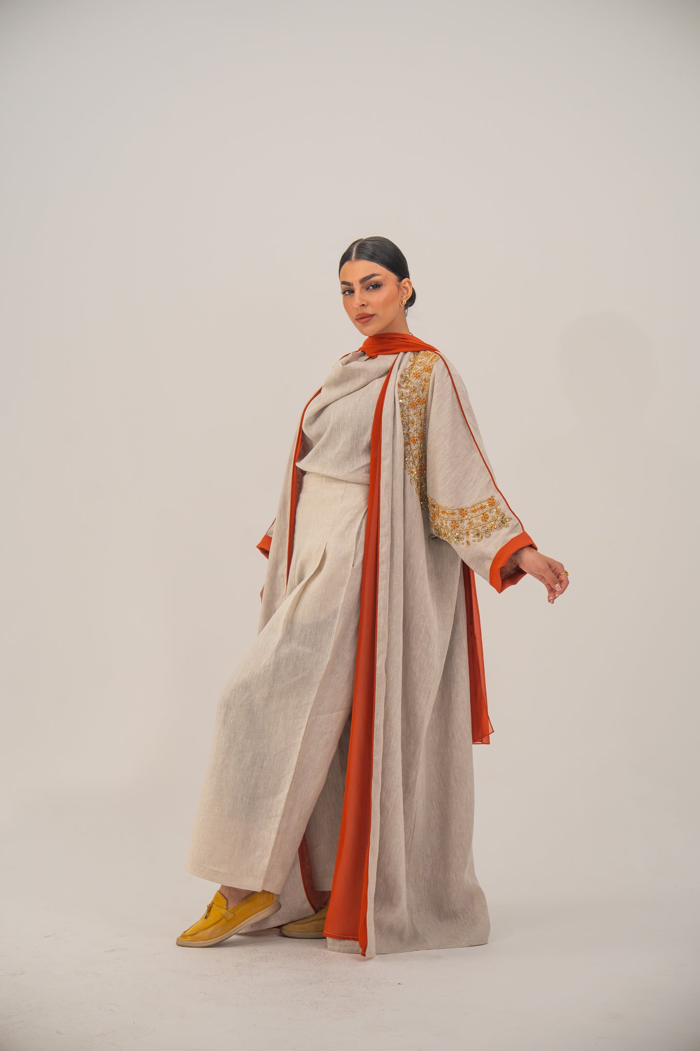 Papaya Bisht