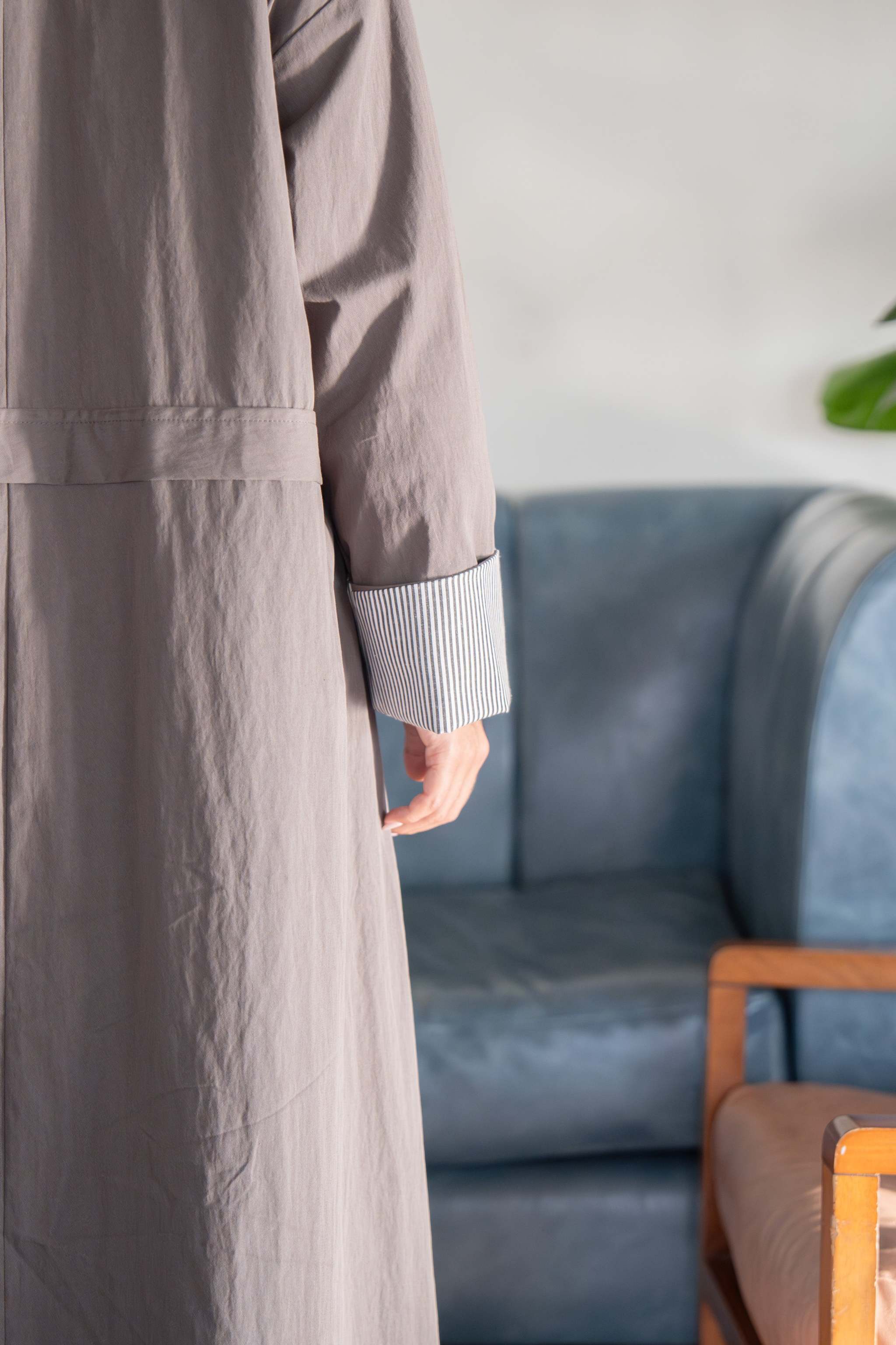 Taupe Button-Down Utility Abaya – Modern Elegance