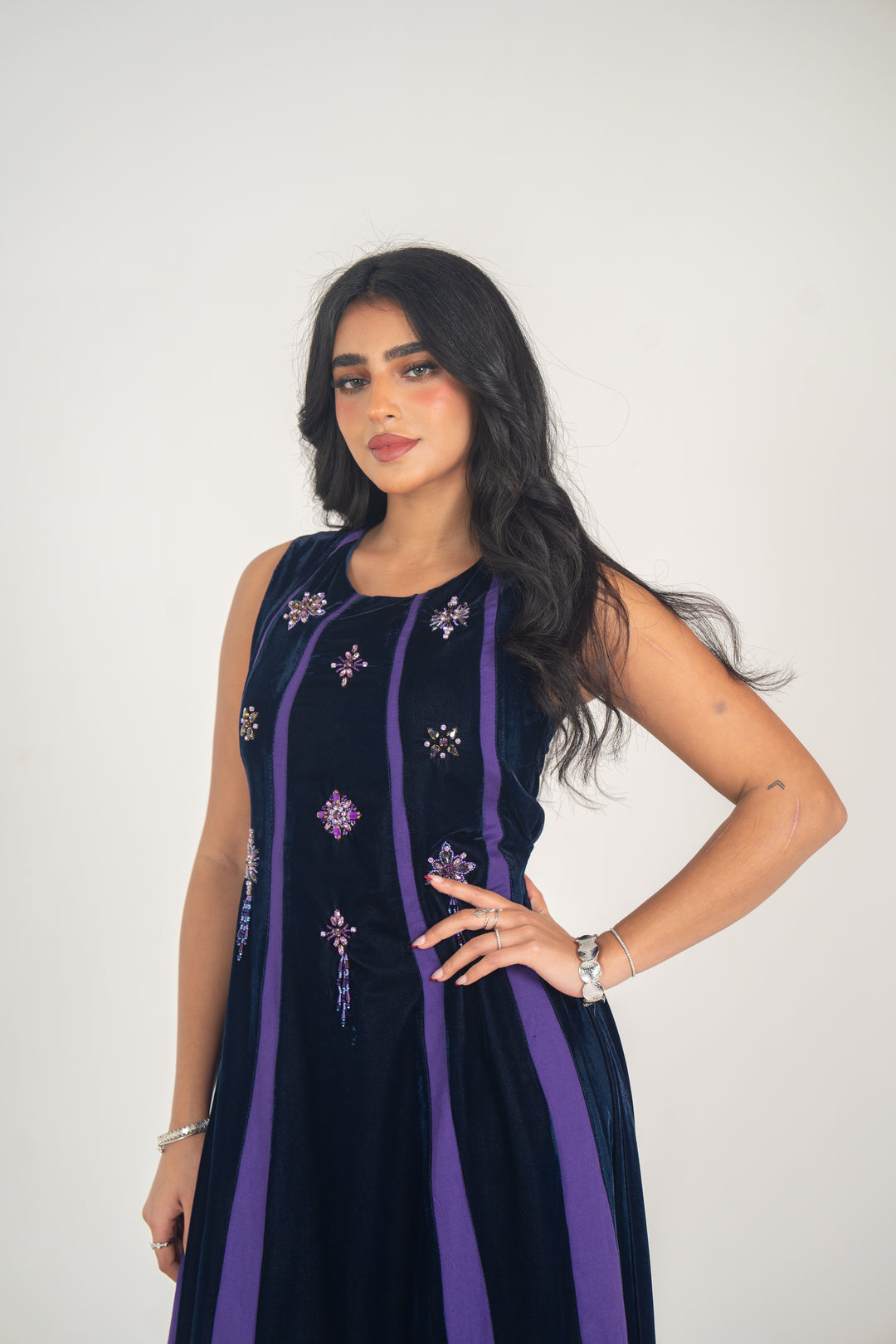 Violet Nights – Aeonabaya