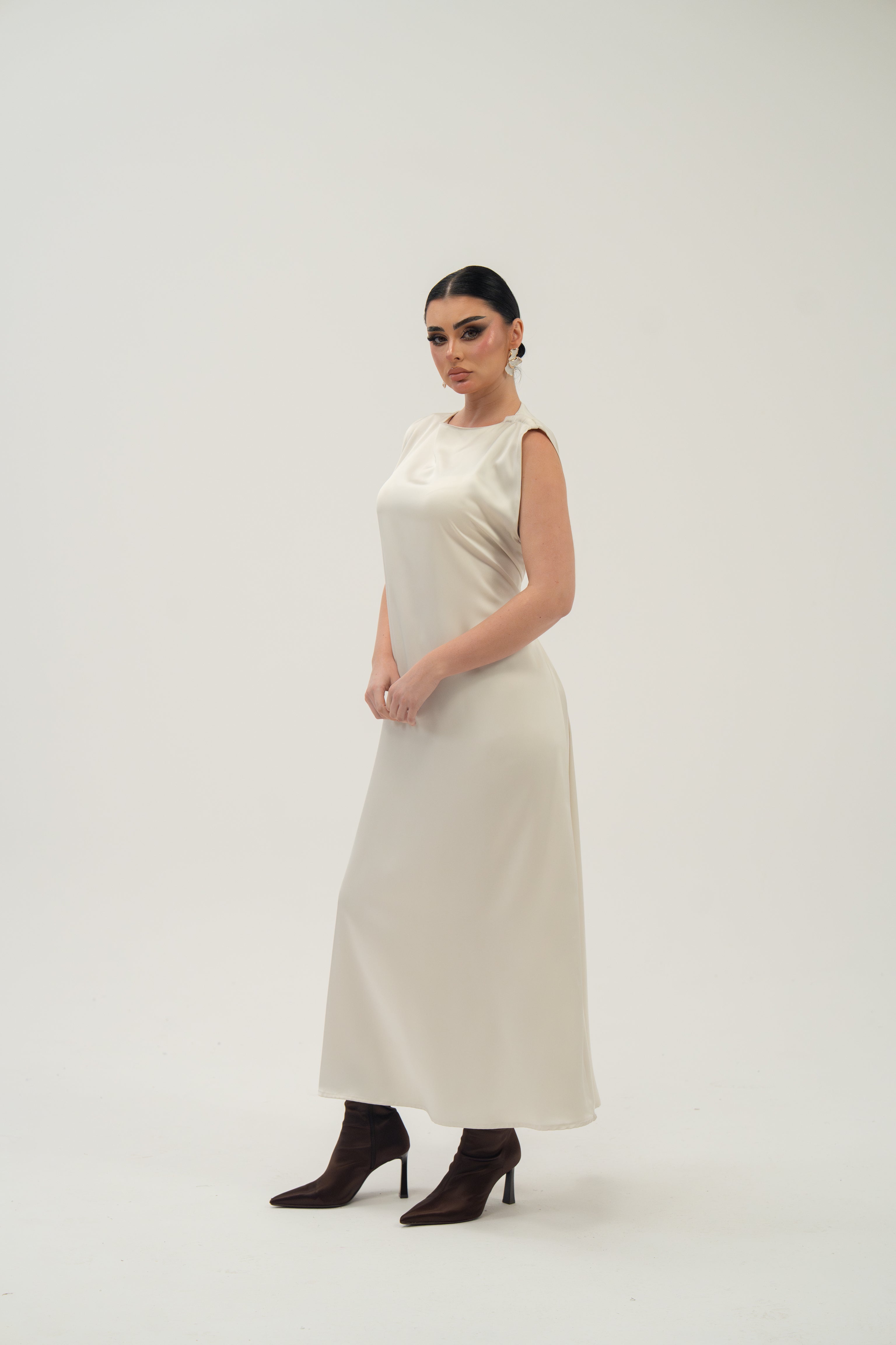 Lomi Dress