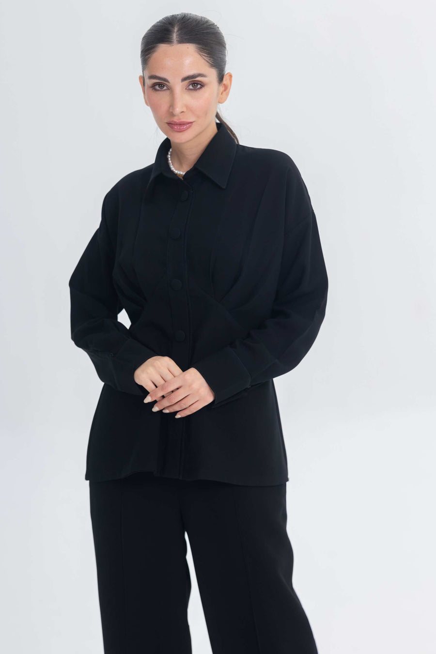 Essense Folds chic black inner set for modest layering with sleek silhouette and modern elegance