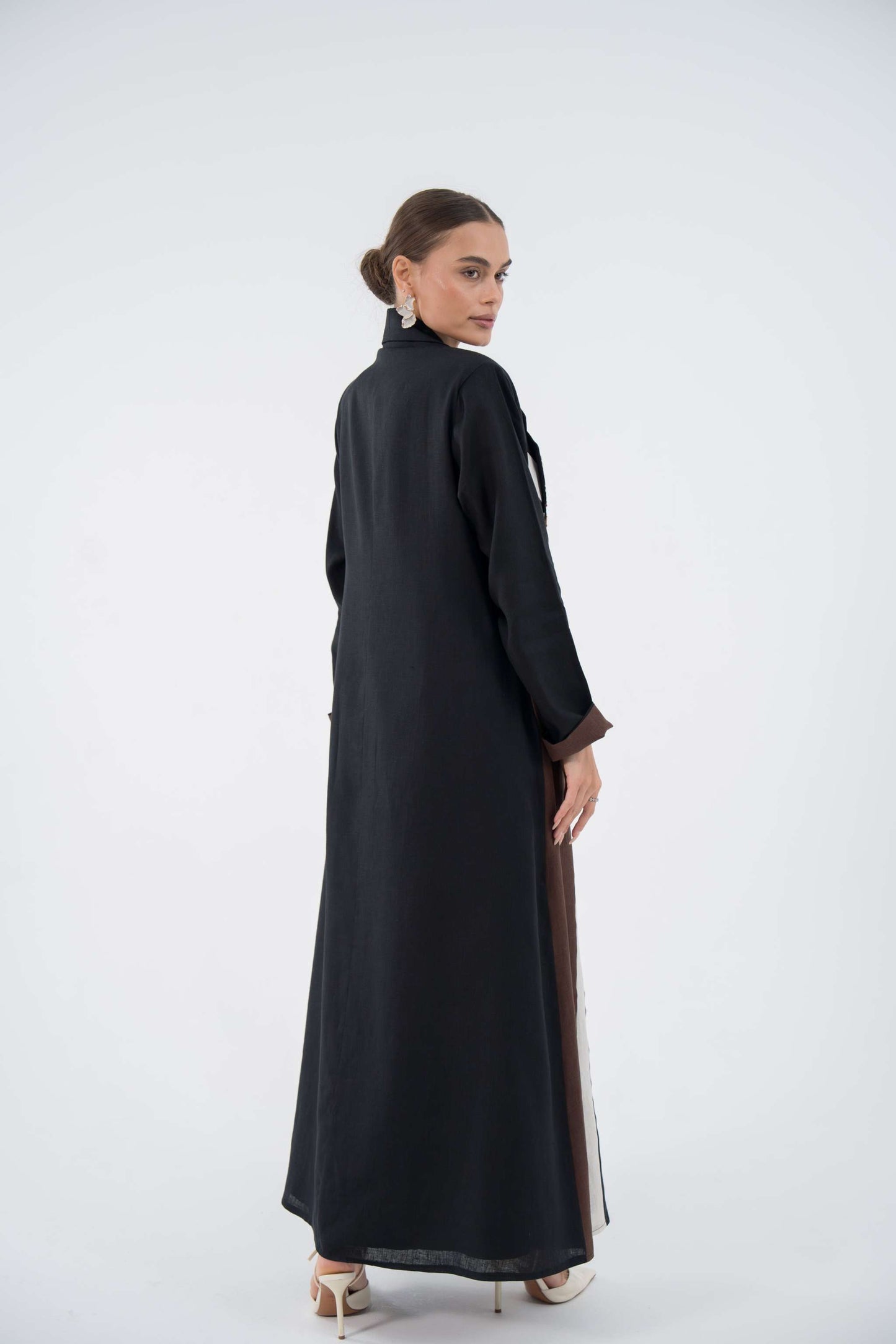 Curve Bloom Linen Abaya