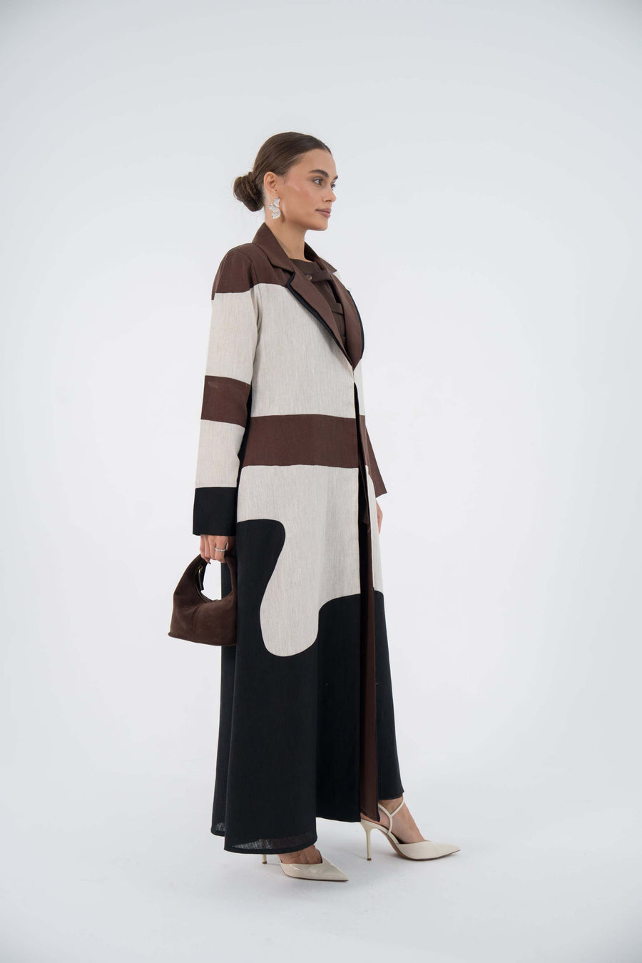 Desert Waves Blazer Abaya