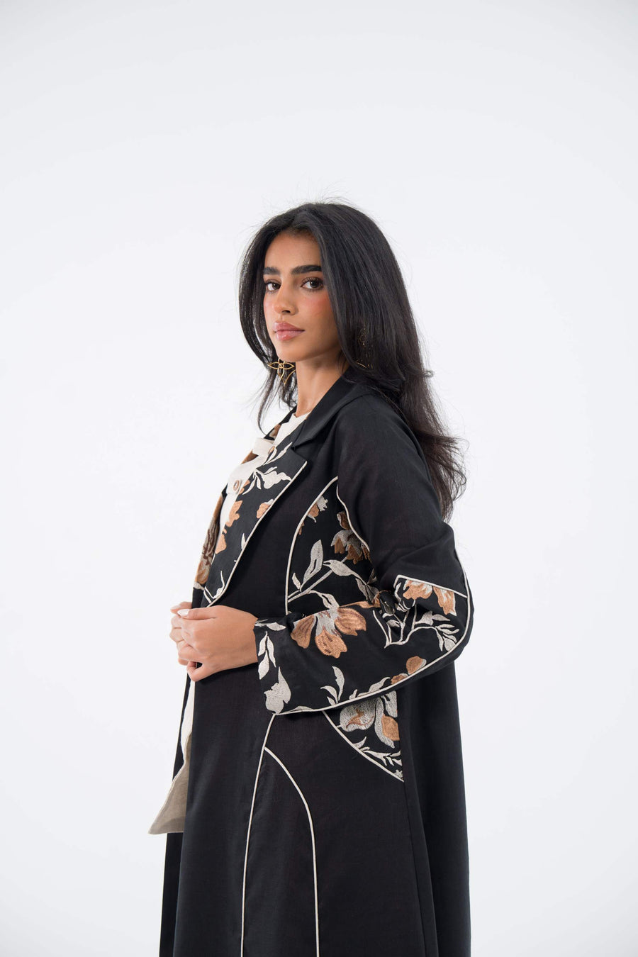 Floral Edge Linen Abaya