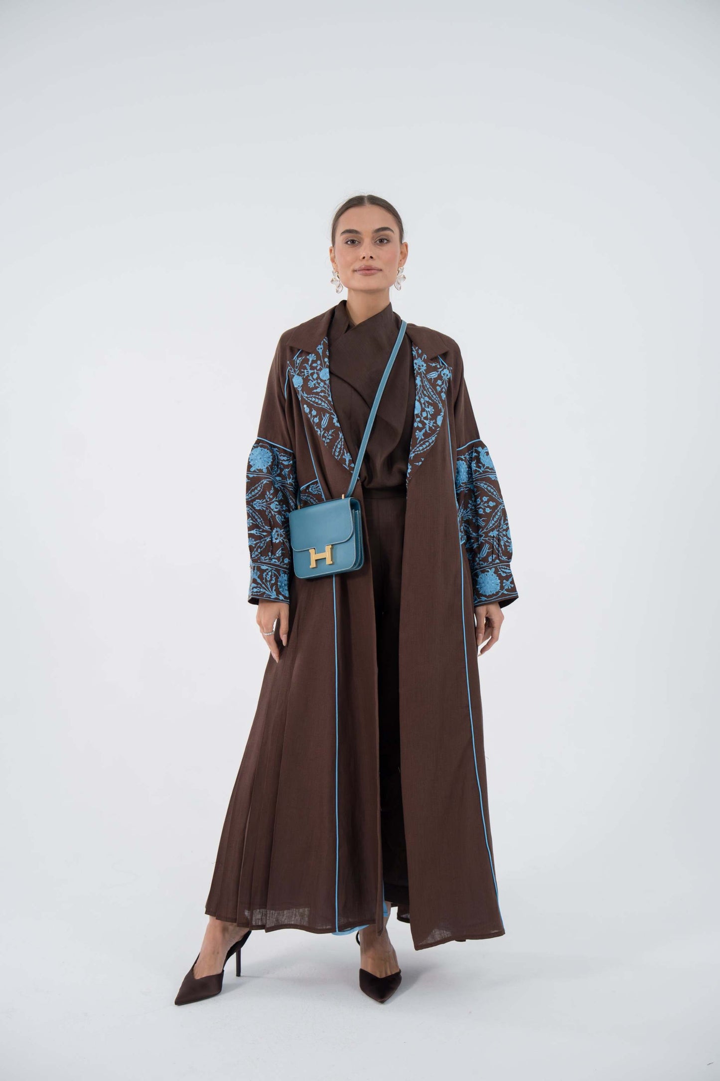 Azure Vine Linen Abaya