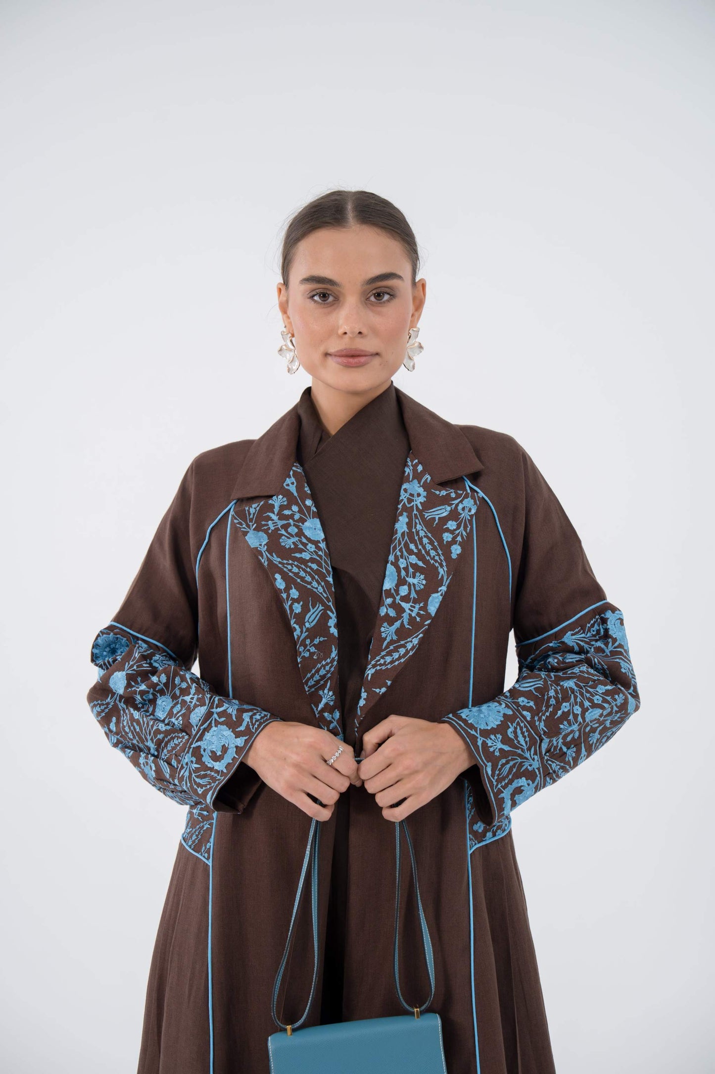 Azure Vine Linen Abaya