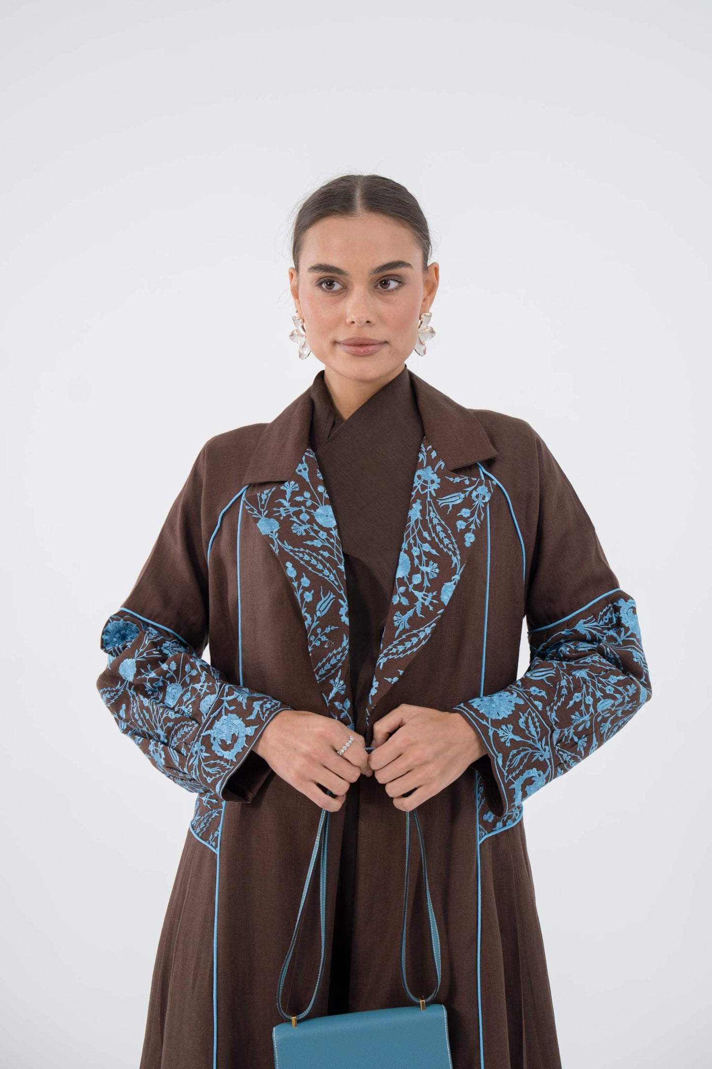 Azure Vine Linen Abaya