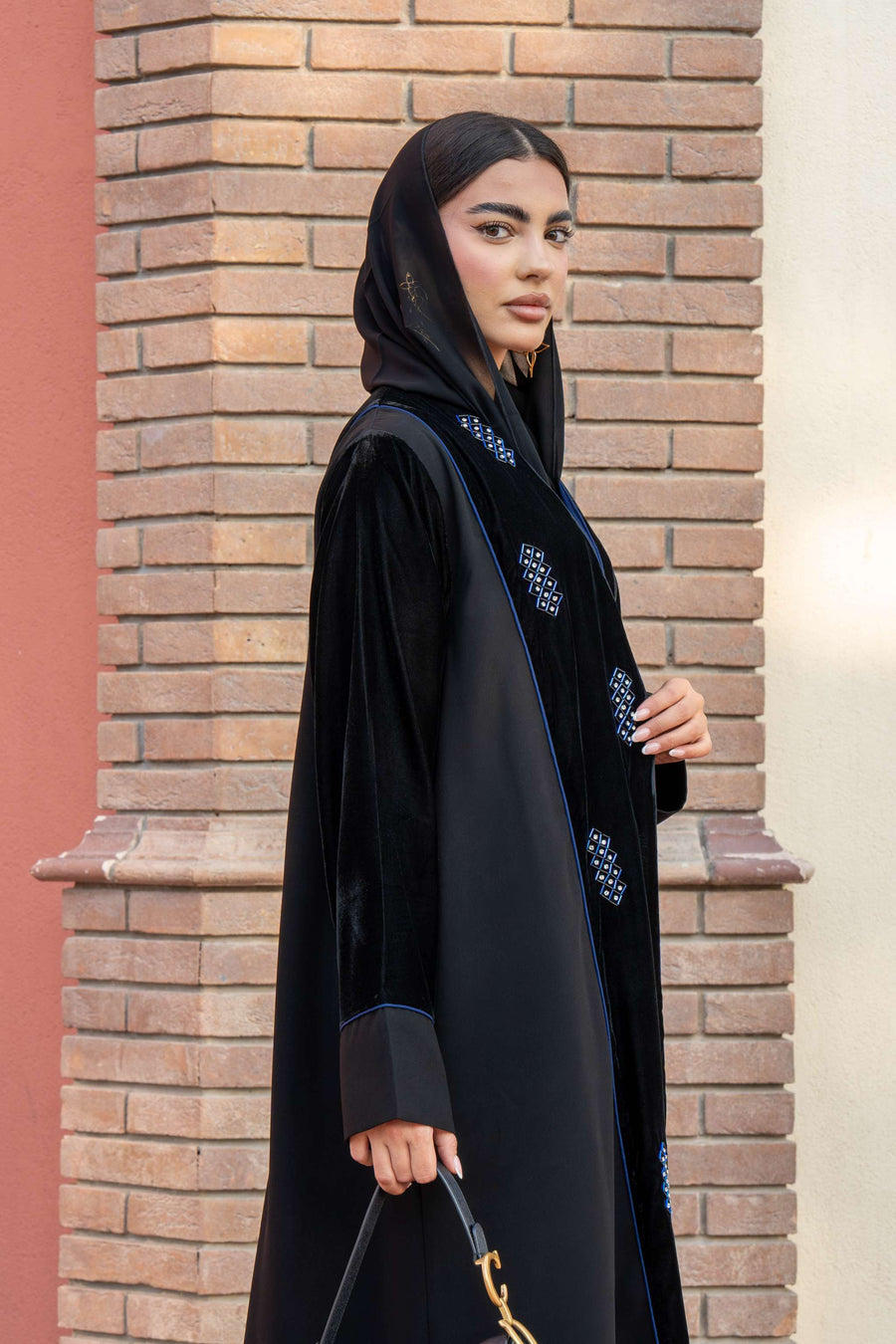نيرين