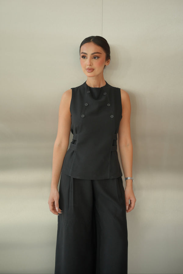 Tessa Vest