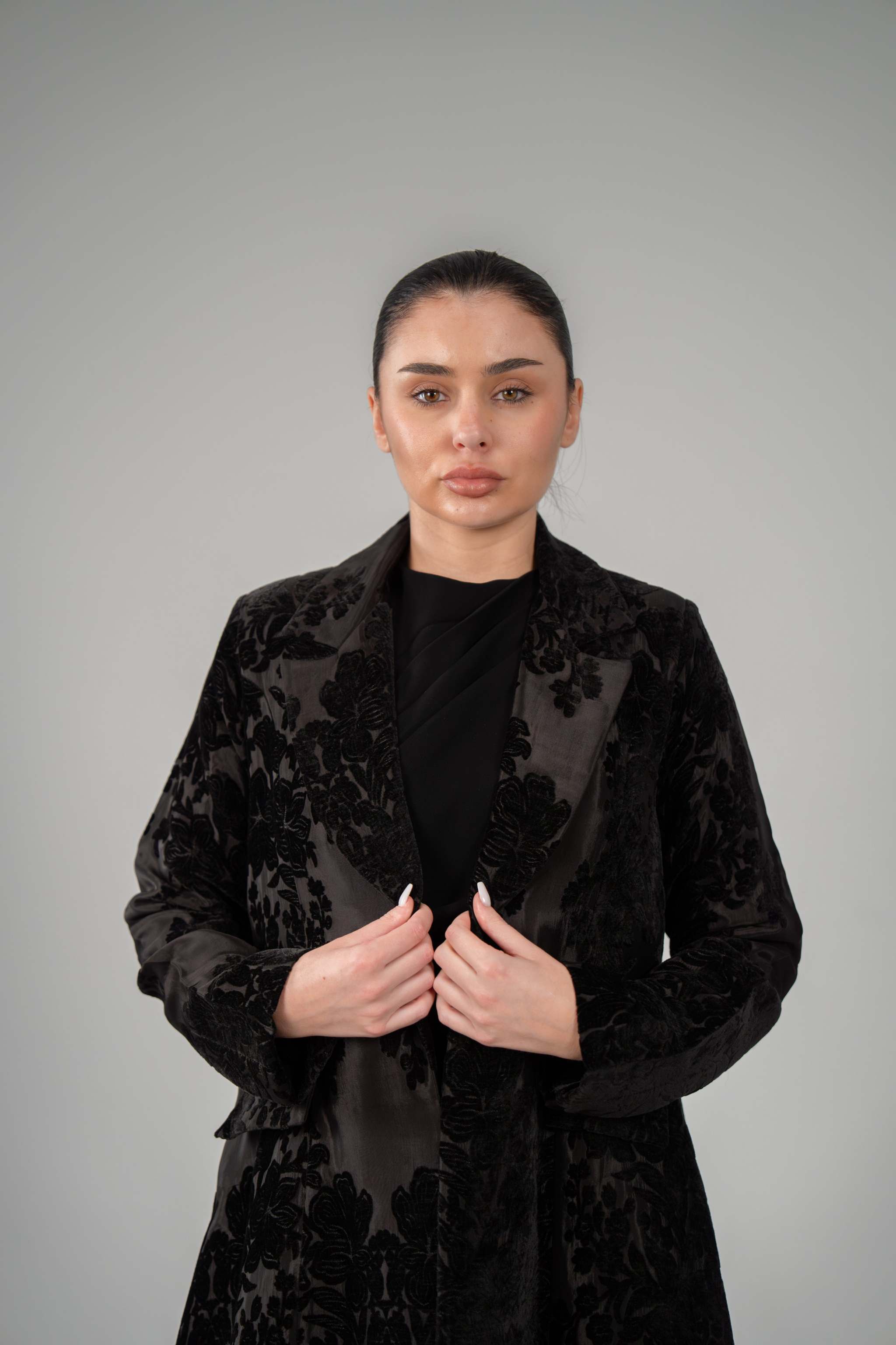 جاكوار أسود