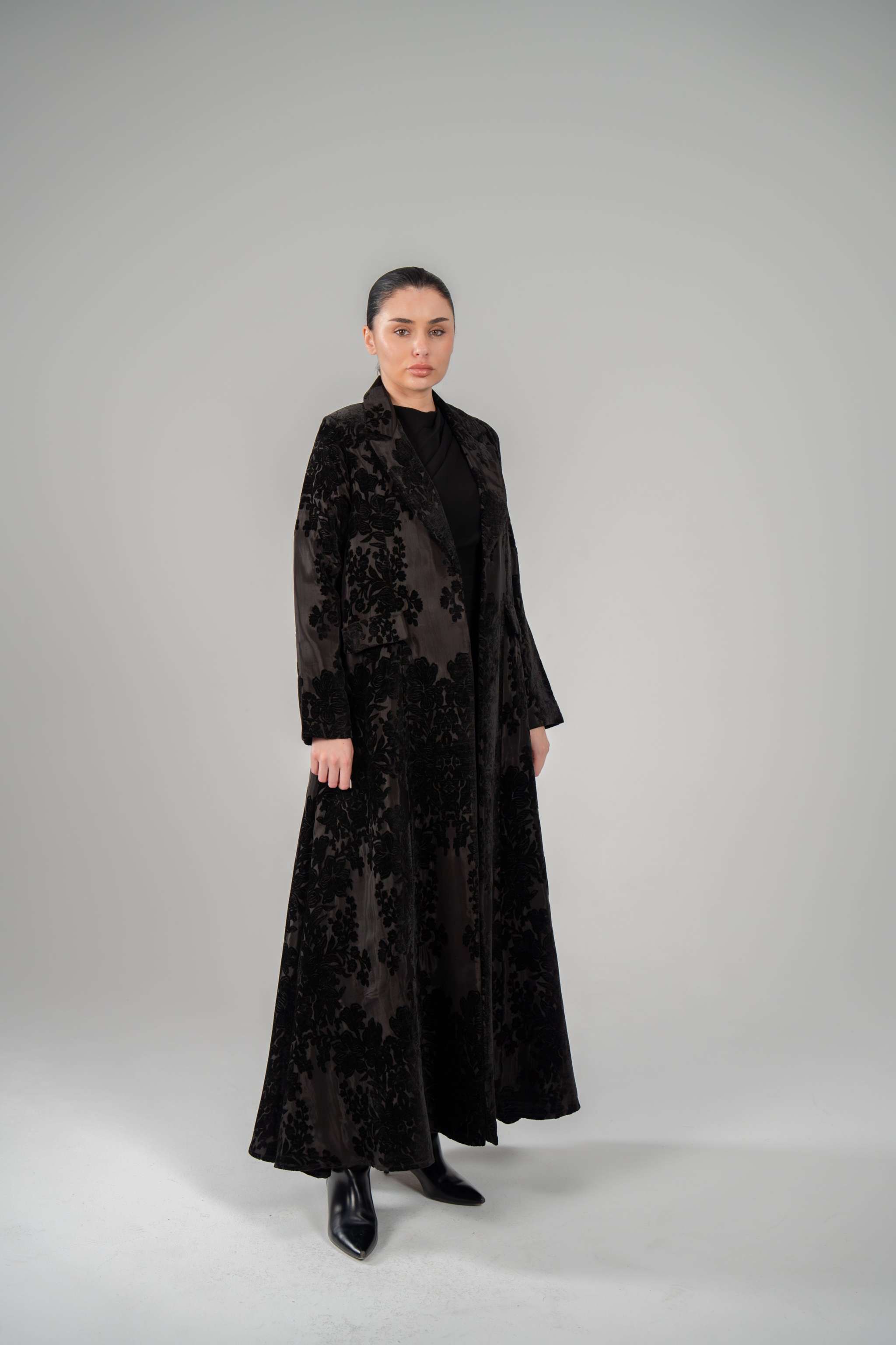 جاكوار أسود