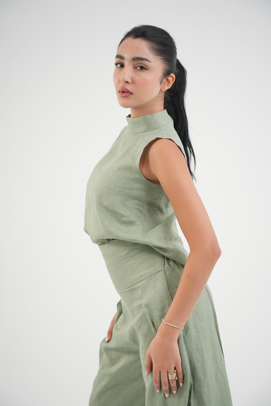 Essence Vest
