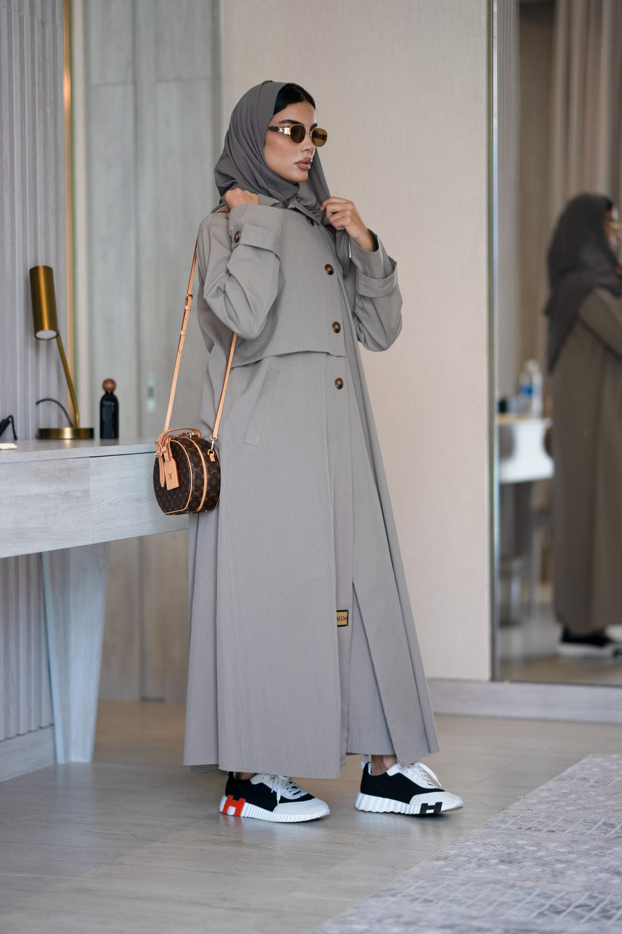 عباية كاكي ترنشكوت