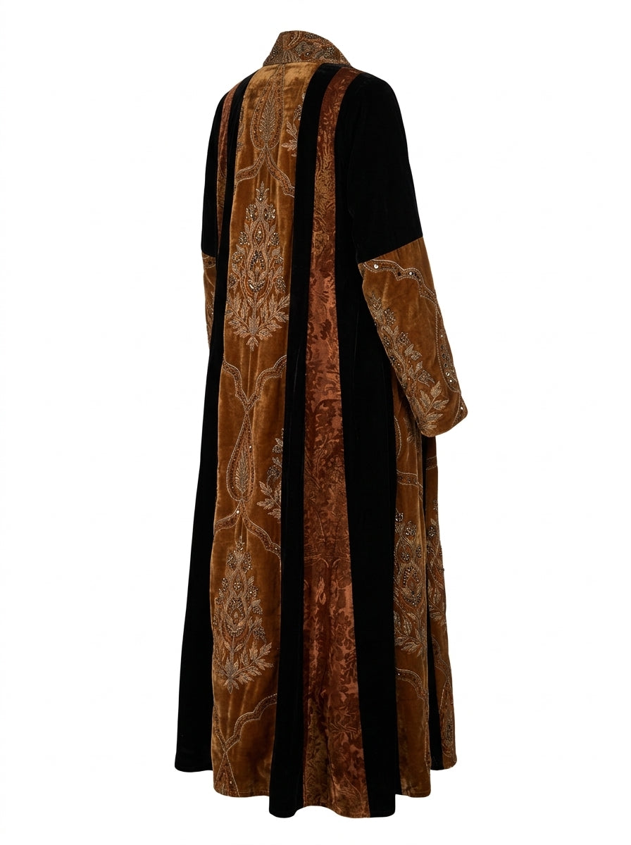 ‎The Lady in Gold