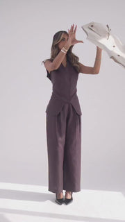 Madeleine-blazer-style abaya